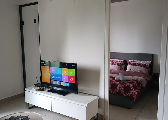 Cozy Studio Room & Fast Wifi Netflix @Eclipse14